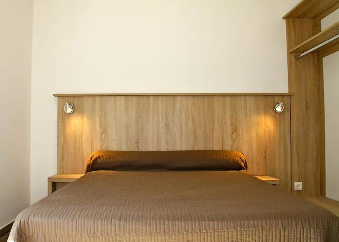 Hotel Arago